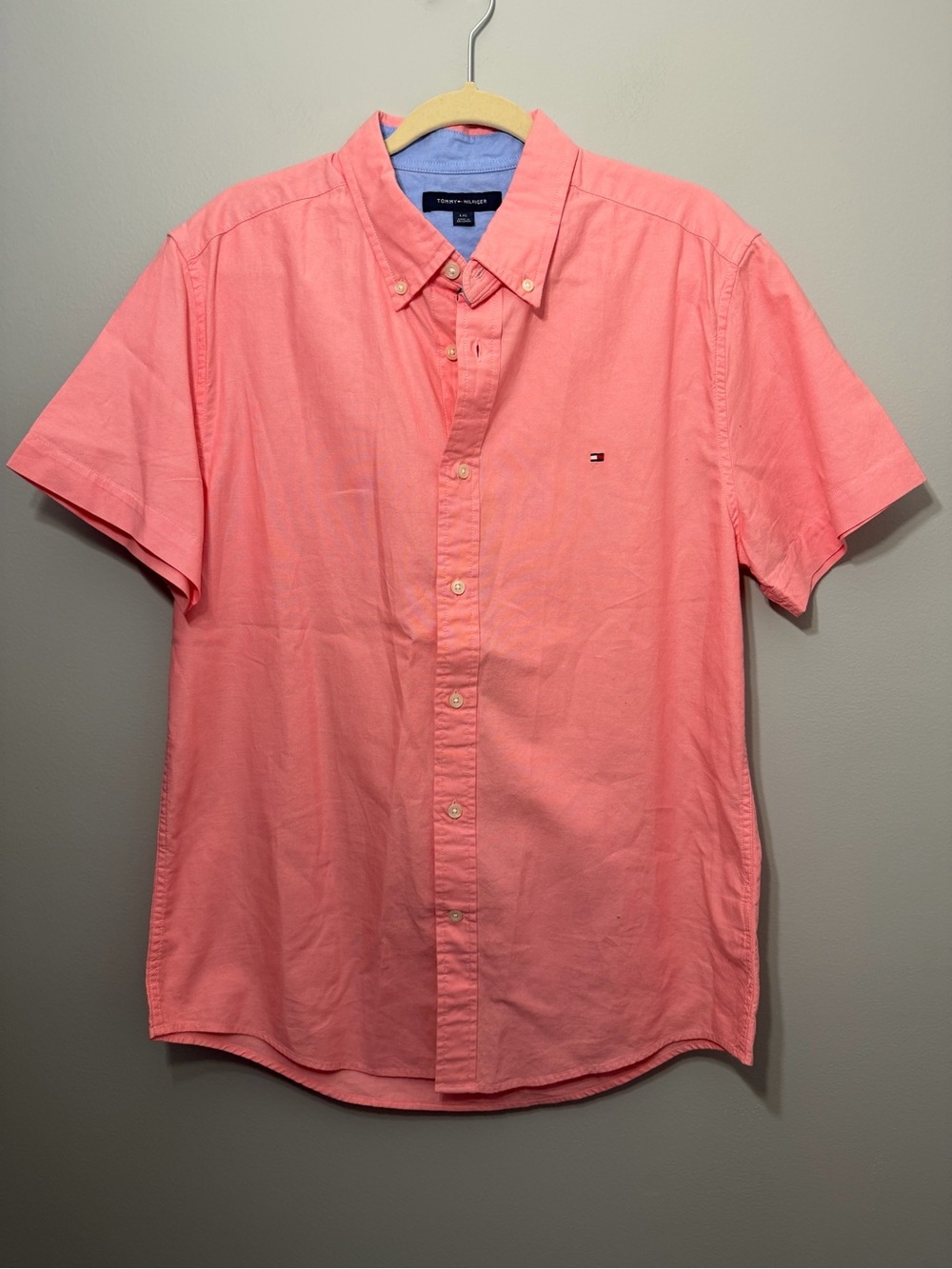 Tommy Hilfiger Pink Short-Sleeve Button-Down Shirt